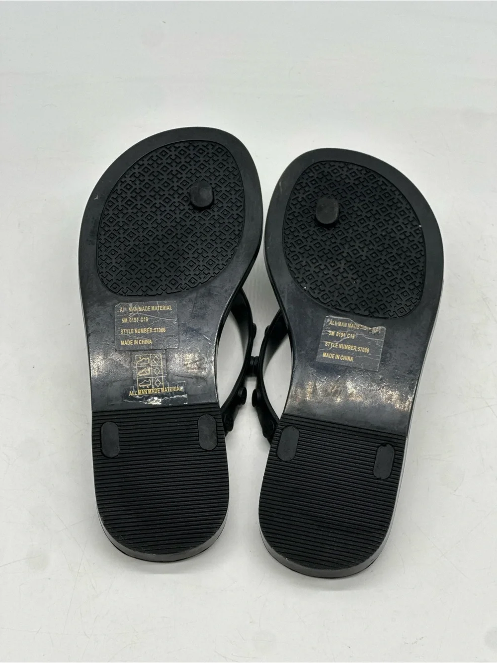 Tory Burch Studded Jelly Thong Sandals. Size 5